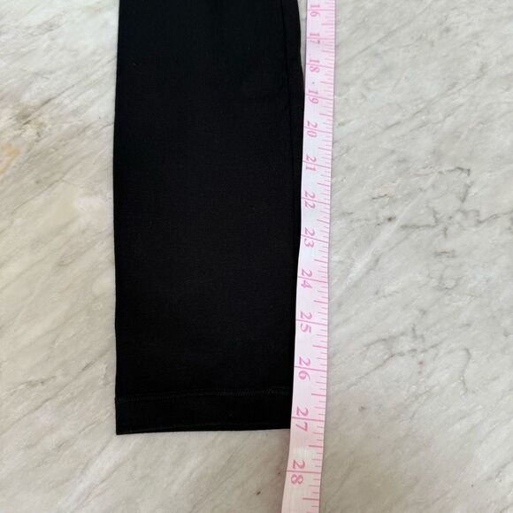Hue black WIDE WAISTBAND ULTRA COTTON LEGGINGS size XS NWT - Picture 9 of 9